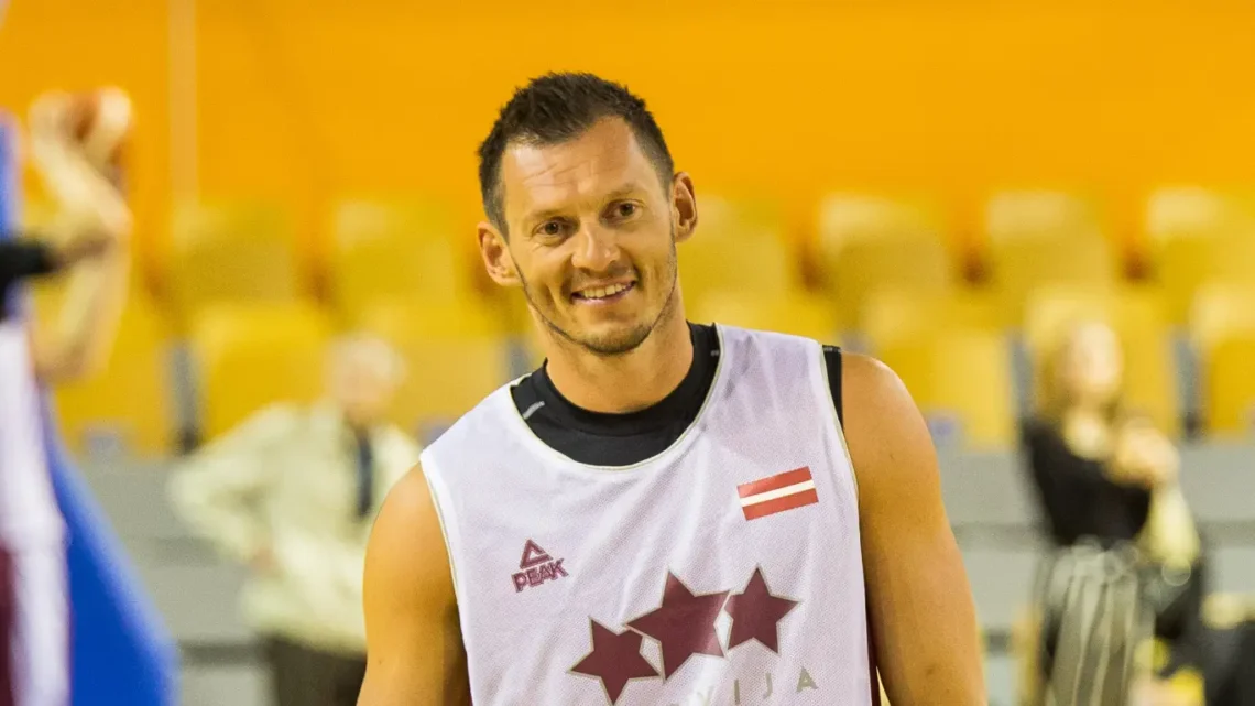 Jānis Blūms Biography: Ethnicity, Clubs, Net Worth, Age, Height, Parents, Instagram, Wife