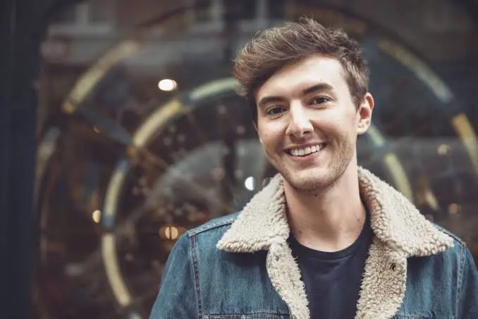 Mark Ferris Biography: Ethnicity, Parents, Religion, Height, Age, Net Worth, Instagram, Girlfriend