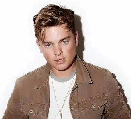 Conor Maynard’s Brother, Jack Maynard Biography: YouTube, Net Worth, Brother, Ethnicity, Age, Parents