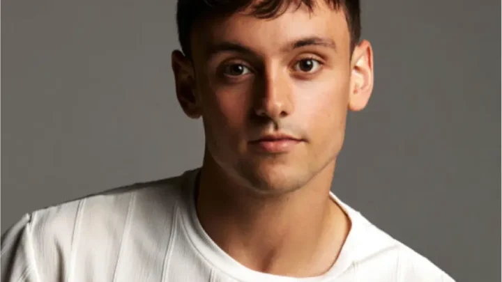 Tom Daley Biography: Tv Shows, Age, Height, Ethnicity, YouTube, Olympic Medals, Wife