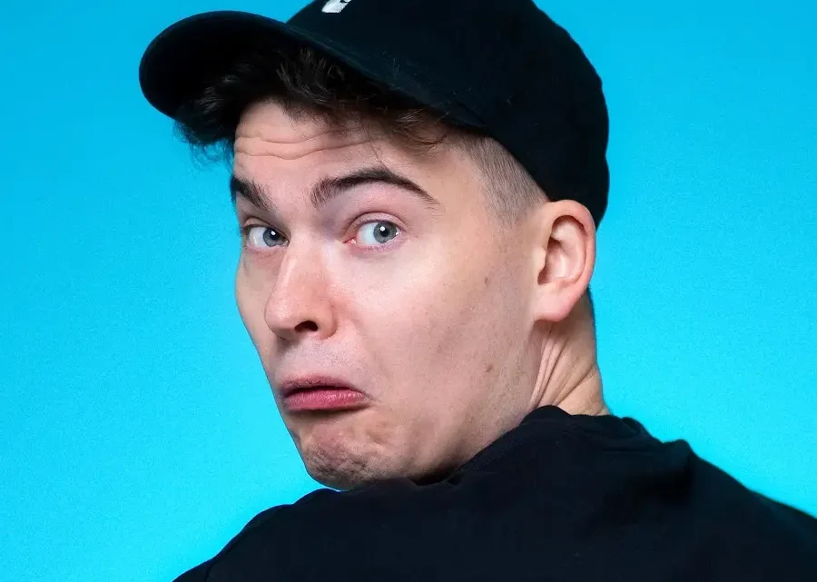 WillNE Biography: Girlfriend, Height, Age, Real Name, YouTube, Net Worth, Eboys, Parents