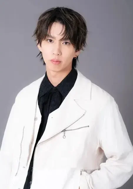 Hajime Syacho Biography: Age, Girlfriend, Height, Net Worth, Movies & TV Shows, YouTube, Ethnicity, Children