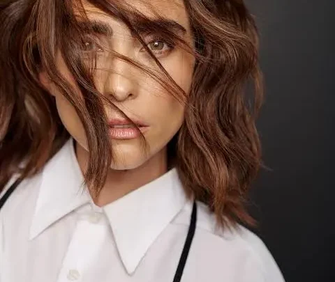 Karla Farfán Biography: Age, Net Worth, Height, Awards, Partner, Movies & TV Shows, Nationality, Instagram