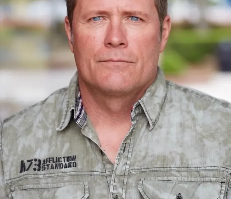 Chris Parker Biography: Wife, Books, Ethnicity, Movies, Parents, Religion, Height, Net Worth