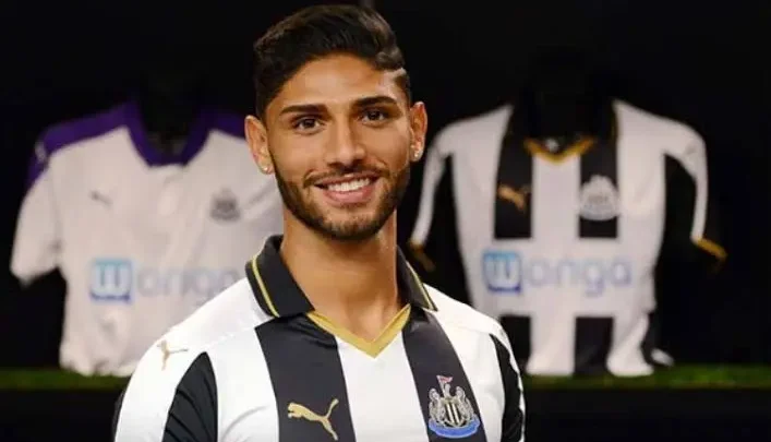 Achraf Lazaar Biography: Wife, Goals, Current Club, Height, Contracts, Ethnicity, Net Worth, Transfers, Parents