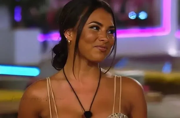 Paige Thorne Biography: TikTok, Boyfriend, Ethnicity, Instagram, Age, Height, Net Worth