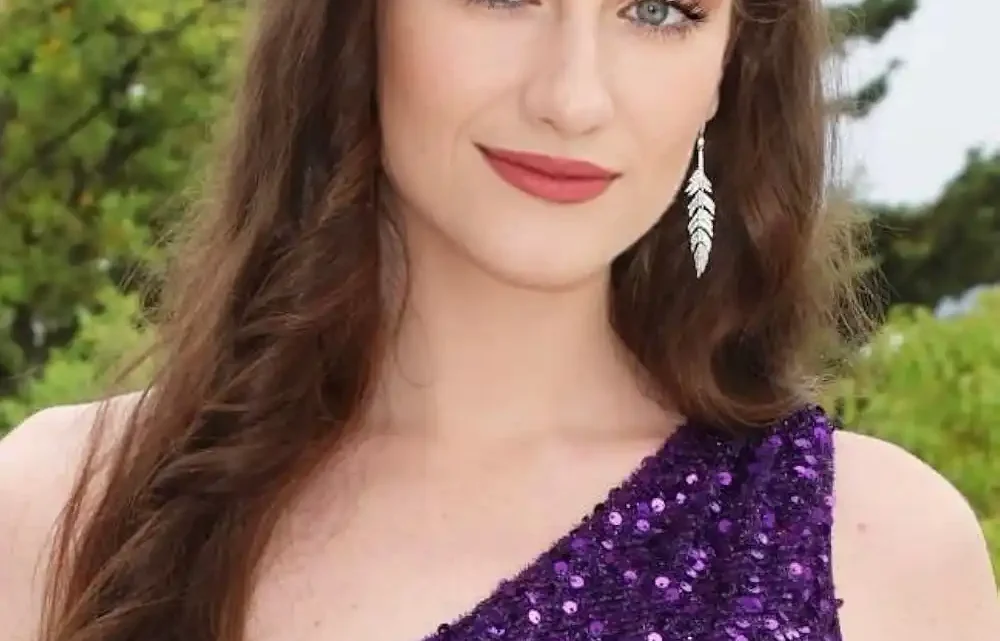 Amber Doig-Thorne Biography: Husband, Ethnicity, Parents, Religion, Movies, Net Worth, Height