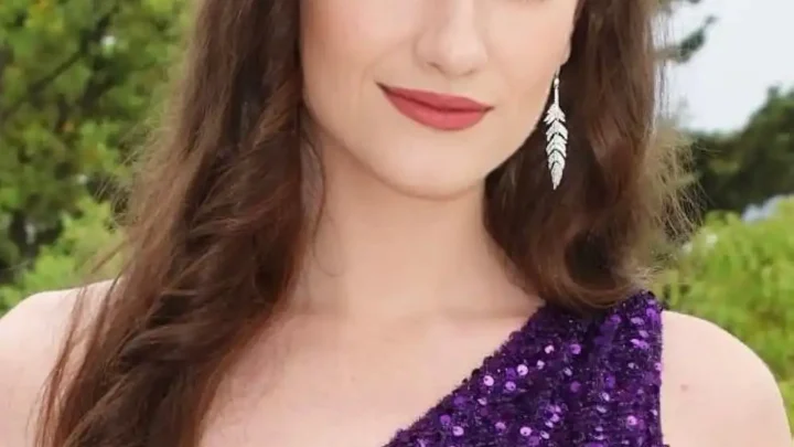 Amber Doig-Thorne Biography: Husband, Ethnicity, Parents, Religion, Movies, Net Worth, Height