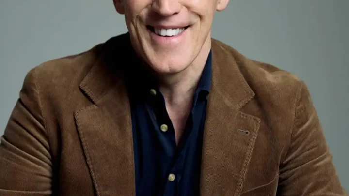 Rob Brydon Biography: Age, Wife, Career, Net Worth, Children, Height, Television Shows