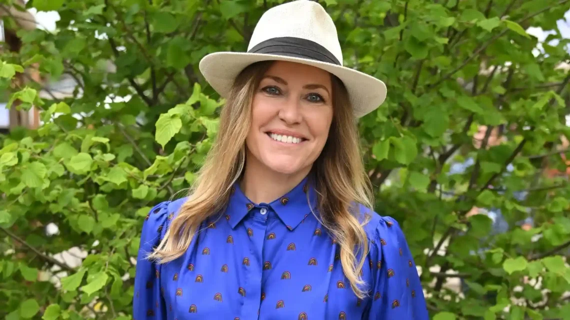 Cerys Matthews Biography: Age, Husband, Net Worth, Career, Children, Height, Band