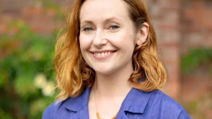 Rhian Blythe Bio: Husband, Parents, Age, Net Worth, Height, Siblings, TV Shows, Awards