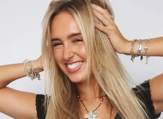 Kate Elisabeth Biography: Boyfriend, Net Worth, YouTube, Age, Awards, Height, Parents, Ethnicity