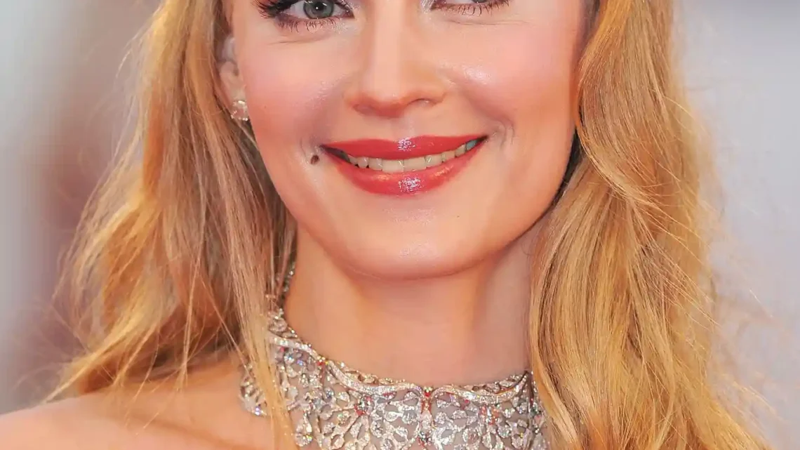 Svetlana Khodchenkova Biography: Parents, Movies, Religion, Age, Height, Ethnicity, Net Worth