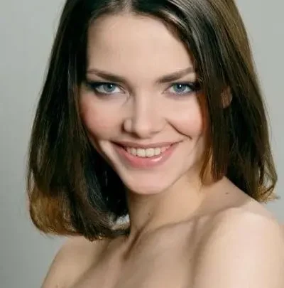 Elizaveta Boyarskaya Biography: Children, Height, Movies, Awards, Parents, Age, Ethnicity, Net Worth