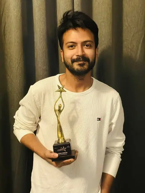 Yash Rohan Biography: Parents, Age, Net Worth, Height, Debut Film, Siblings, Relationship