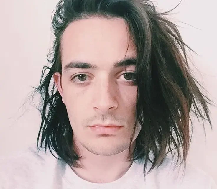 Titanic Sinclair Biography: Net Worth, Age, Height, Career, Siblings, Poppy, Girlfriend, Albums