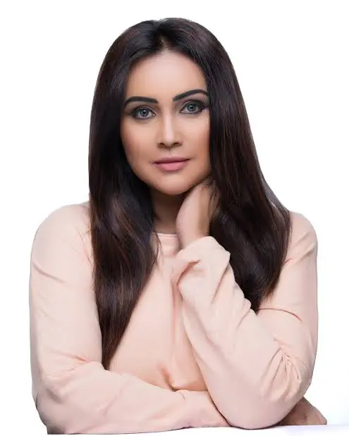 Gayathri Dias Biography: Age, Height, Net Worth, Parents, Movies, Business, Husband, Instagram