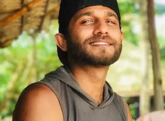 Yuki Navaratne Biography: Age, Net Worth, Height, Parents, Songs, Career, Wife