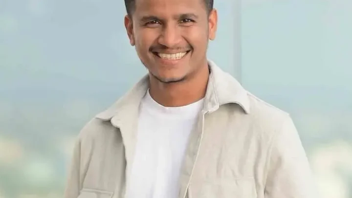 Ashen Senarathna Biography: Wife, Age, Net Worth, Height, Son, Songs, YouTube