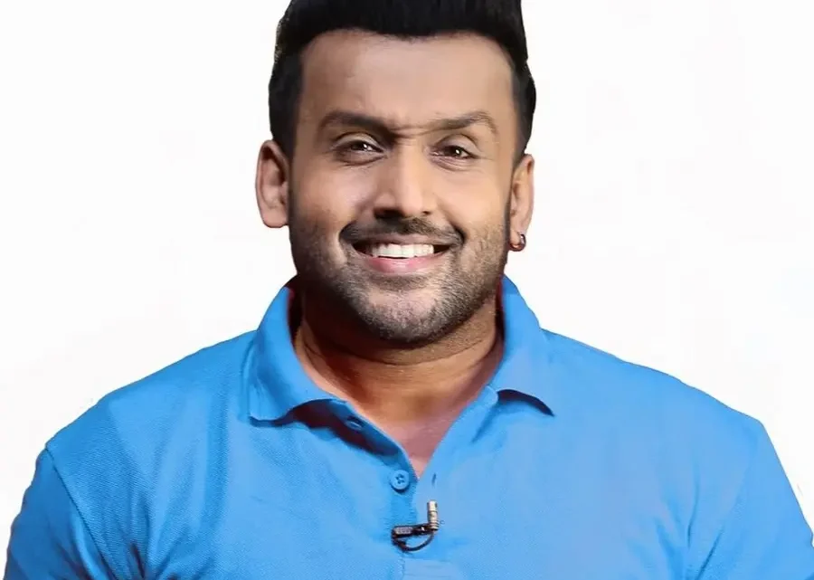 Janith Wickramage Biography: Parents, Age, Net Worth, Height, Movies, Brother, Wife, YouTube