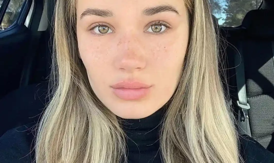 Isabelle Clarke Biography: Age, Net Worth, Height, Parents, Business, Career, Boyfriend, Instagram