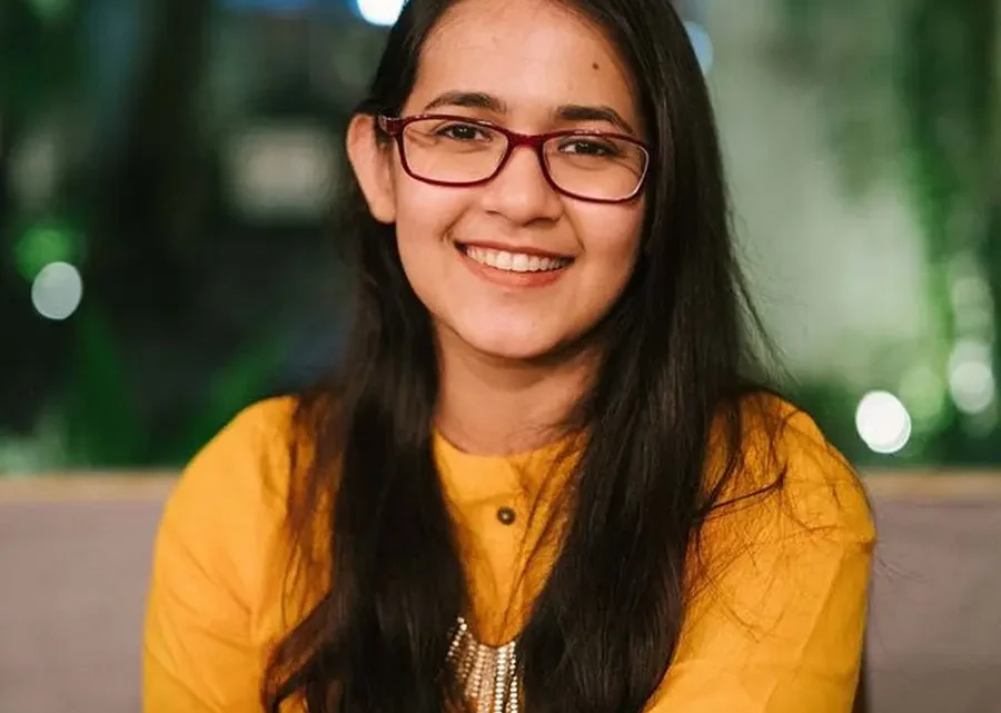 Munzereen Shahid Biography: Husband, Age, Net Worth, Parents, Height, Career, YouTube