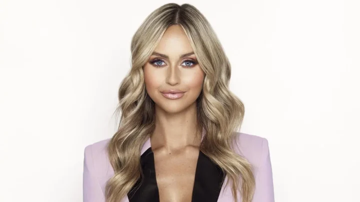 Sarah Czarnuch Biography: Fiancé, Age, Net Worth, Height, Parents, Career, Instagram