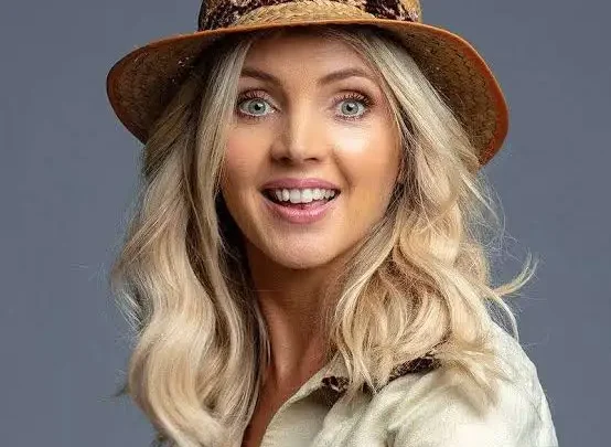 Nikki Osborne Biography: Husband, Age, Net Worth, Height, Sister, Kids, Career