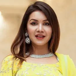 Benisha Hamal Biography: Net Worth, Age, Height, Parents, Movies, Career, Spouse, Instagram