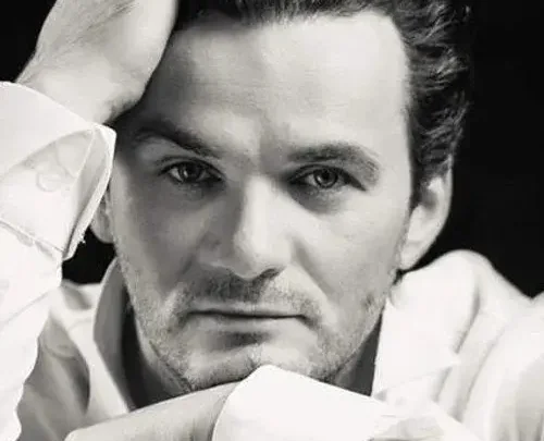 Gints Grāvelis Biography: Parents, Net Worth, Movies, Awards, Height, Age, Wife