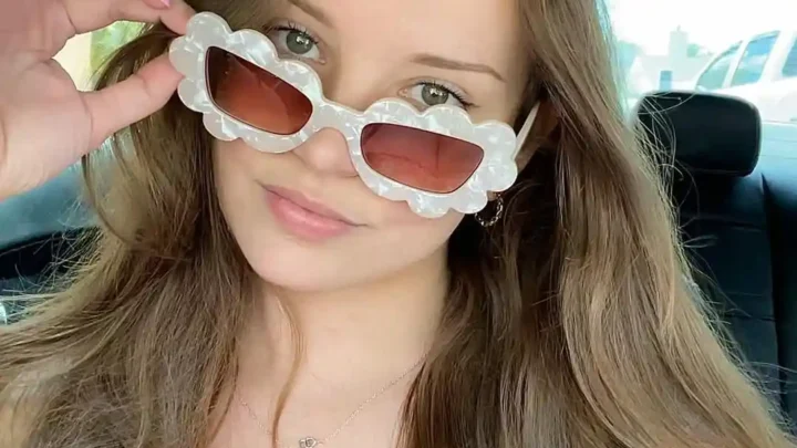 ASMR Darling Biography: Net Worth, Boyfriend, Real Name, Height, Age, Career, YouTube, Nationality