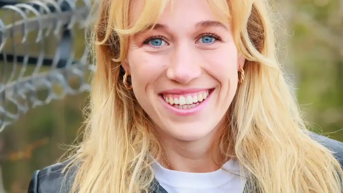 Maria Stavang Biography: Age, Net Worth, Spouse, Height, Podcast, TV Shows, Parents, Career