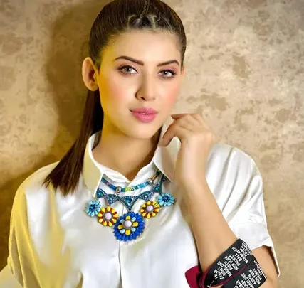 Aiman Zaman Biography: Net Worth, Age, Husband, Height, Parents, Career, Awards, Movies, Instagram