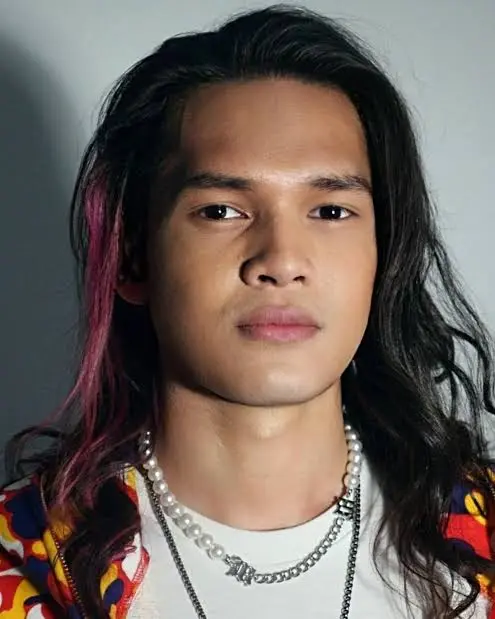 Amir Masdi Bio: Age, Net Worth, Parents, Height, Career, Akademi Fantasia, Songs, Spouse, Movies