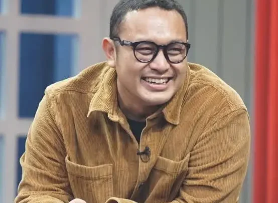 Gilang Dirga Biography: Parents, Movies, Religion, Age, Height, Awards, Ethnicity, Instagram