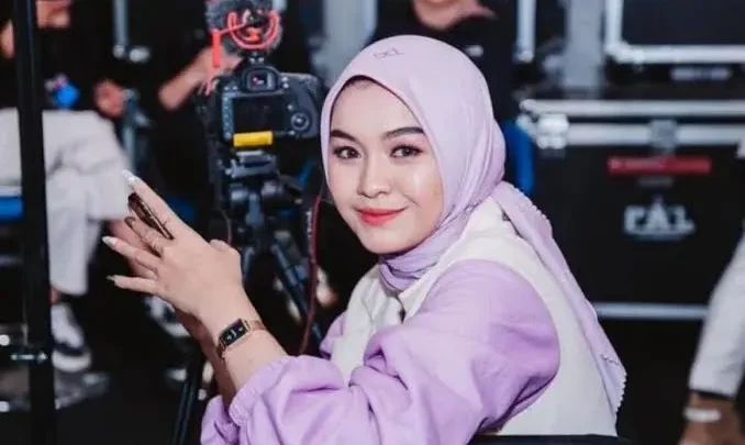 Salma Salsabil Biography: Ethnicity, Parents, Religion, Songs, Instagram, Height, Net Worth