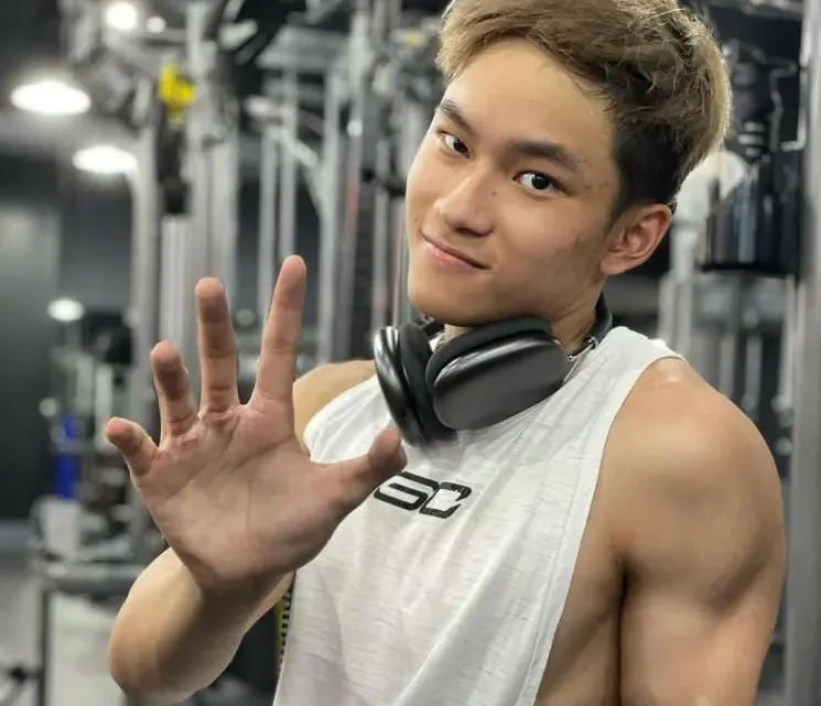 Deddy Corbuzier’s Son, Azka Corbuzier Biography: YouTube, Net Worth, Age, Parents, Ethnicity, Height, Religion