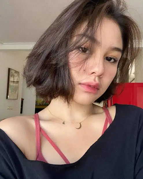 Vanesha Prescilla Biography: Siblings, Height, Age, Movies, Parents, Ethnicity, Songs, Net Worth