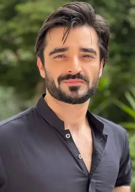 Hamza Abbasi Bio: Wife, Age, Net Worth, Height, Parents, Sister, Son, Career, Movies
