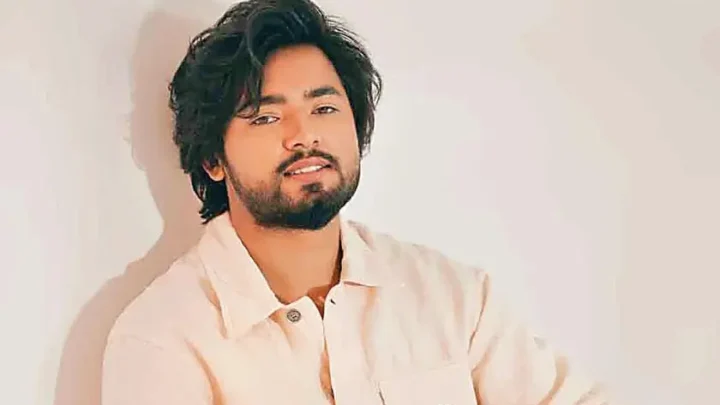 Umair Butt Biography: Career, Age, Parents, Net Worth, Height, Songs, Spouse, Instagram