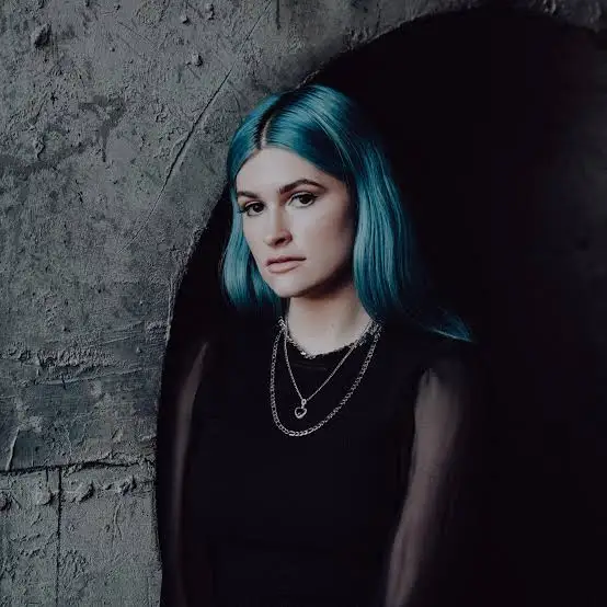 Courtney LaPlante Biography: Husband, Age, Net Worth, Height, Parents, Career, Spiritbox