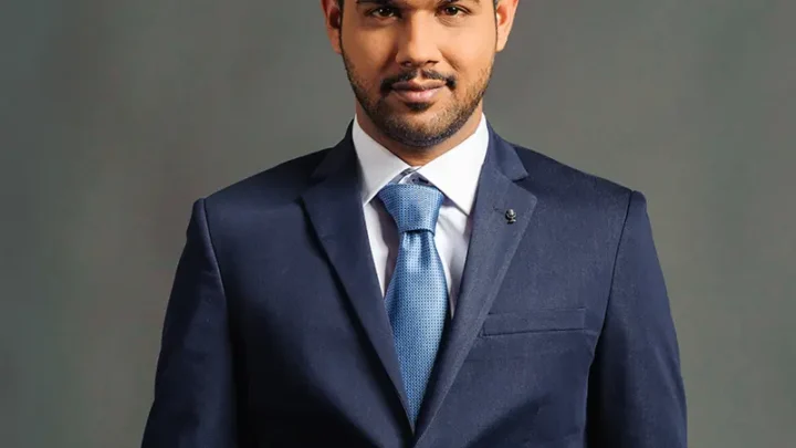 Ali Gul Pir Biography: Wife, Age, Net Worth, Height, Parents, Career, Songs, Podcast, Movies