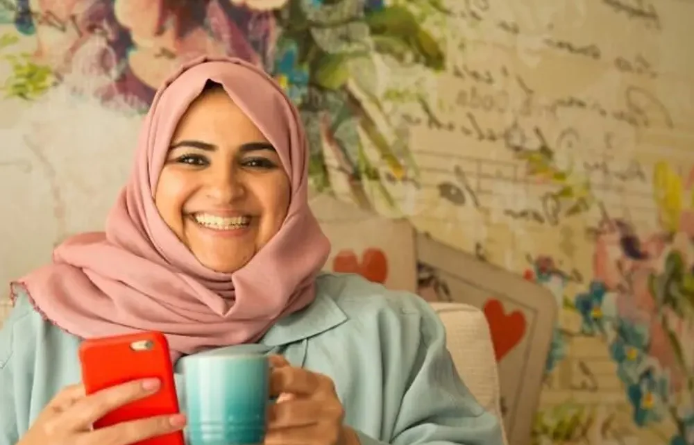 Hatoon Kadi Biography: Husband, Kids, Net Worth, Age, Height, TV Shows & Movies, Awards, Education, YouTube