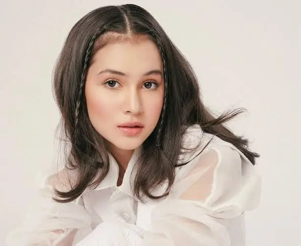 Sandrinna Michelle Biography: Net Worth, Age, Height, Parents, Siblings, Movies, Career, Husband