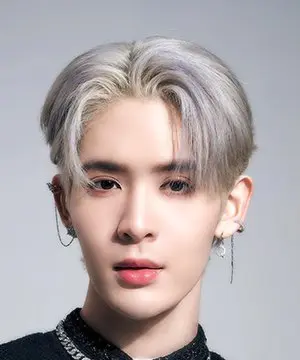 Supamongkol Wongwisut Biography: Parents, Instagram, Ethnicity, Net Worth, Awards, Age, Height