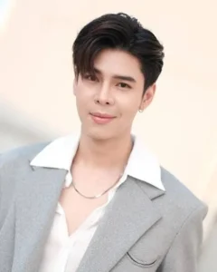 Job Yosatorn Konglikit