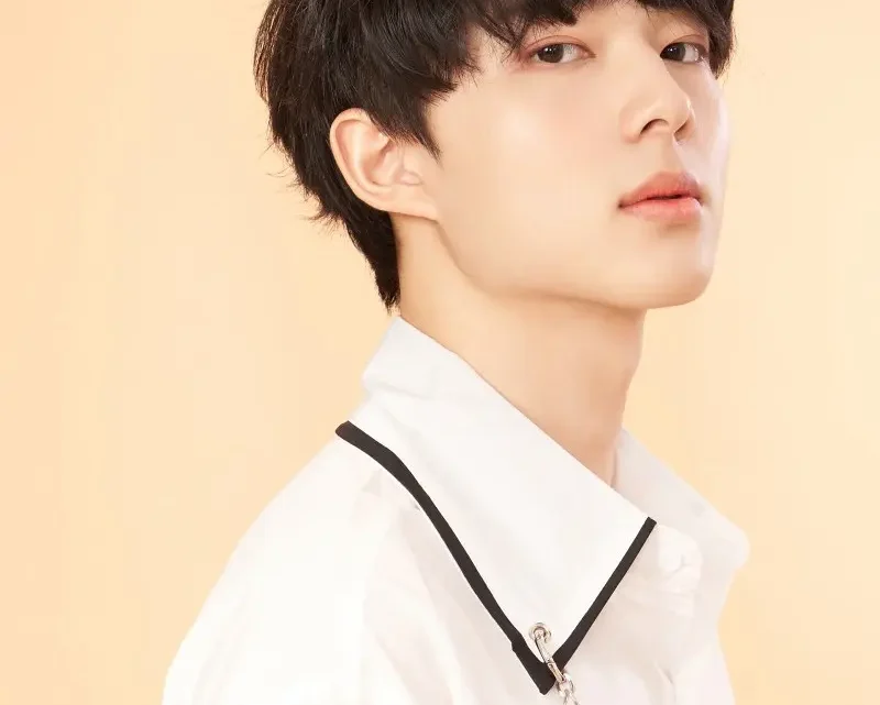 Chawarin Perdpiriyawong Biography: Instagram, Net Worth, Movies, Age, Parents, Ethnicity, Songs