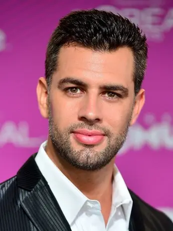 Christian de la Campa Biography: Height, Age, Net Worth, Parents, Career, TV Shows, Instagram, Wife