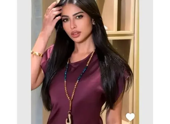 Lama Alakeel Biography: Net Worth, Age, Height, Husband, Kids, Fashion Career, Awards, Nationality