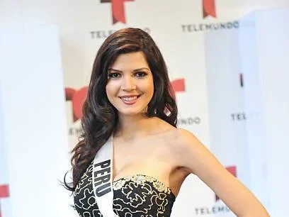 Nicole Faverón Biography: Husband, Children, Age, Net Worth, Height, Pageants, Education, Career